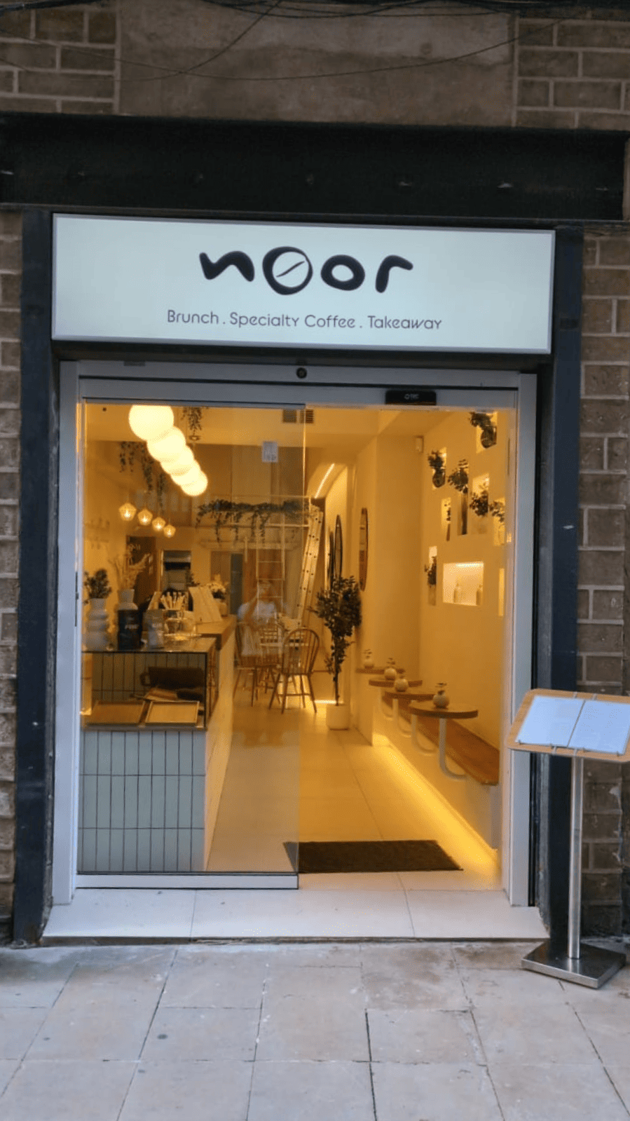 Noor Coffee™ Brunch Carrer Pi